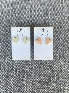 Elegant pearl heart earrings